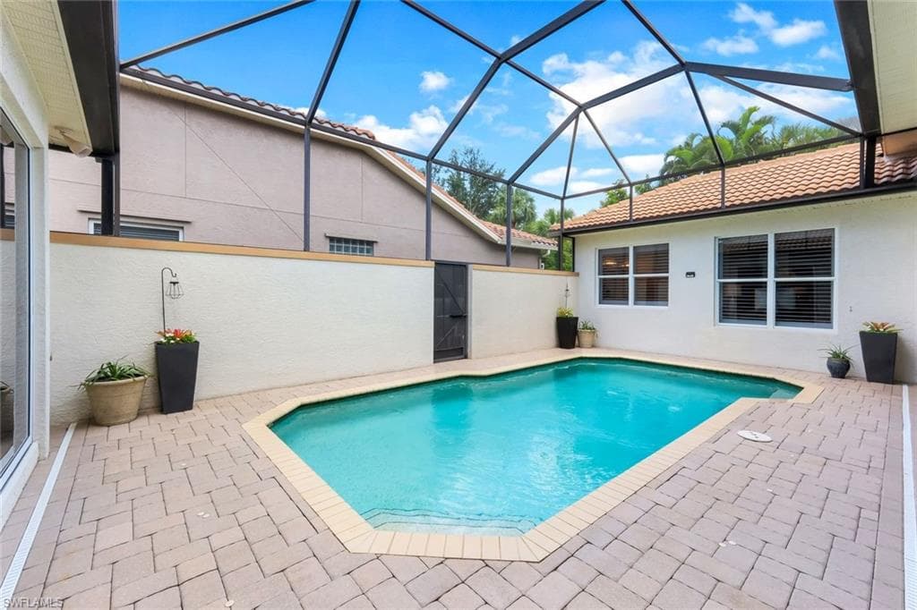 4333 Mistlethrush Ln, Naples, FL 34119-6