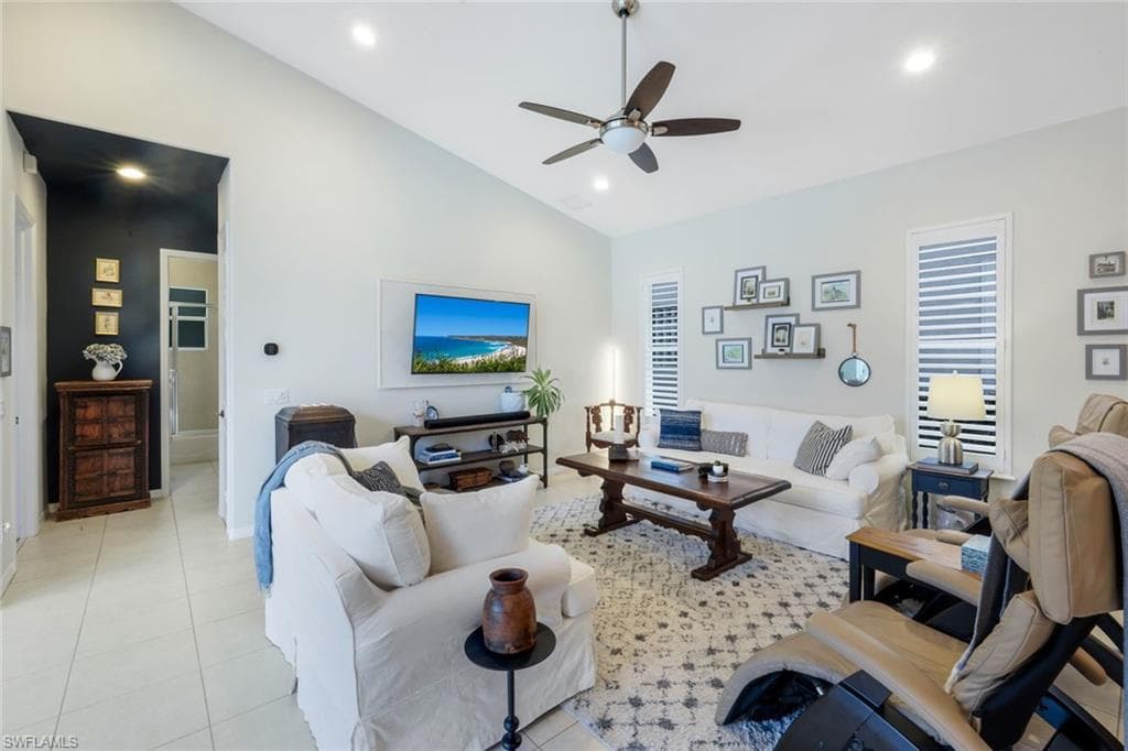 4333 Mistlethrush Ln, Naples, FL 34119-7