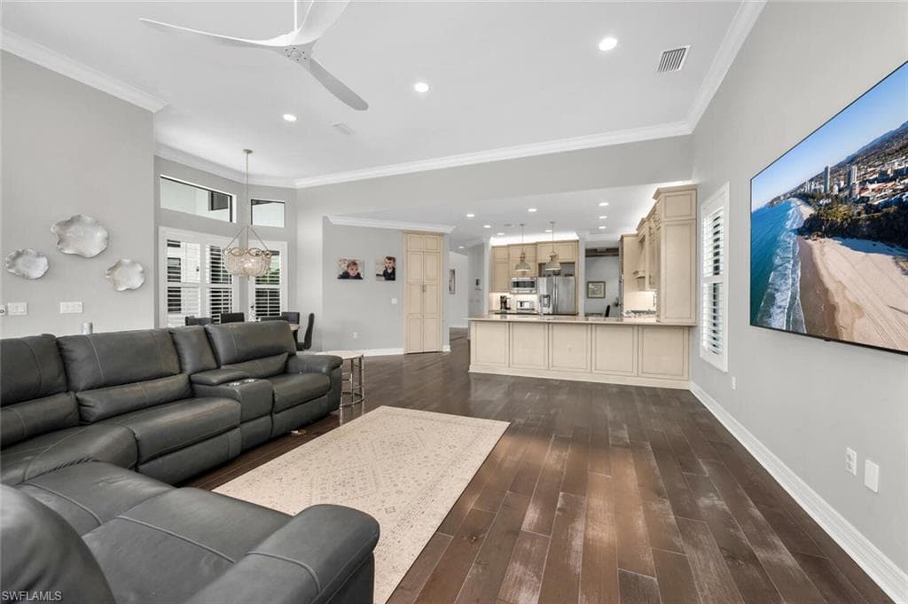 4406 Caldera Cir, Naples, FL 34119-9
