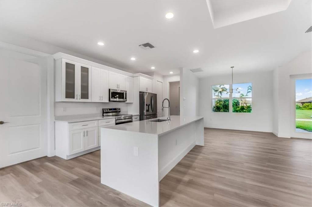 128 26th Pl, Cape Coral, FL 33993-15