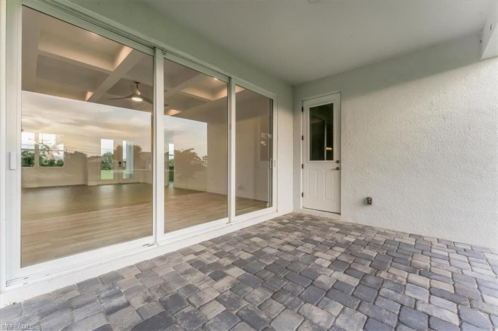 128 26th Pl, Cape Coral, FL 33993-23