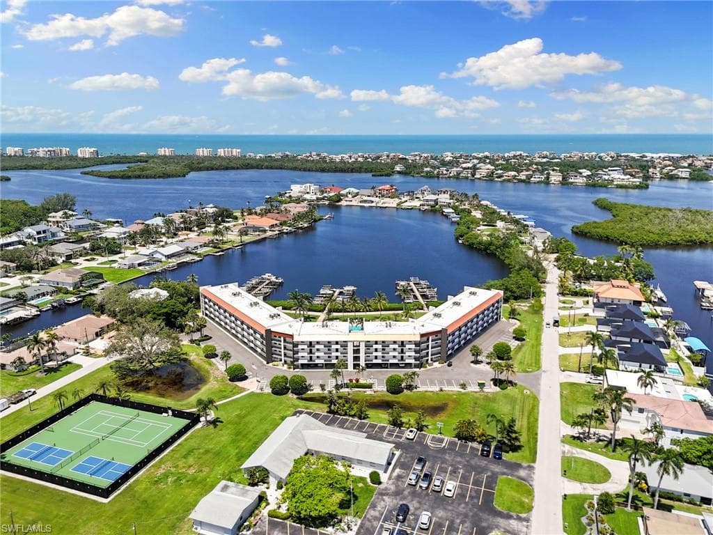 226 3rd St 311, Bonita Springs, FL 34134-34
