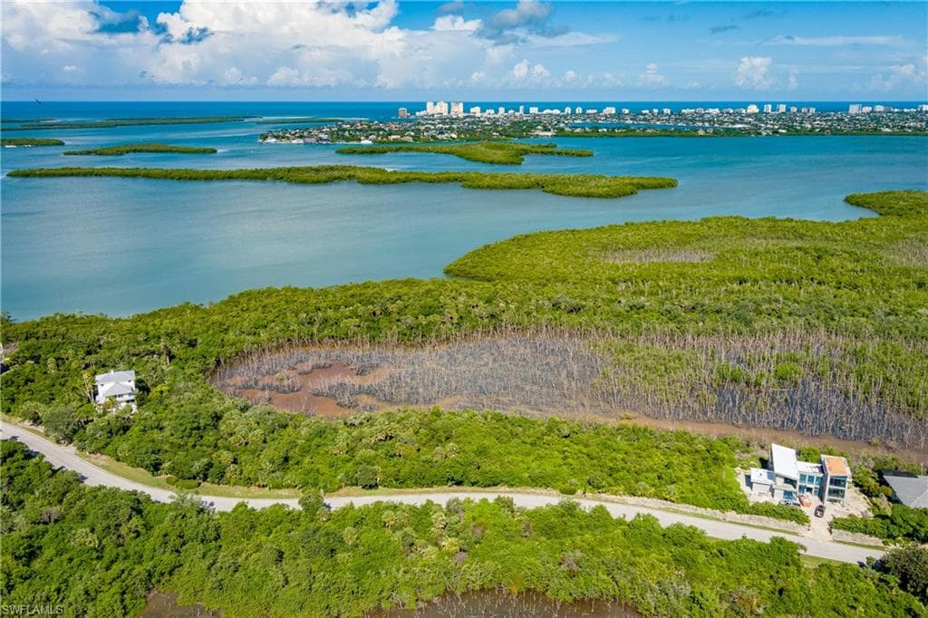 821 Whiskey Creek Dr, Marco Island, FL 34145-3