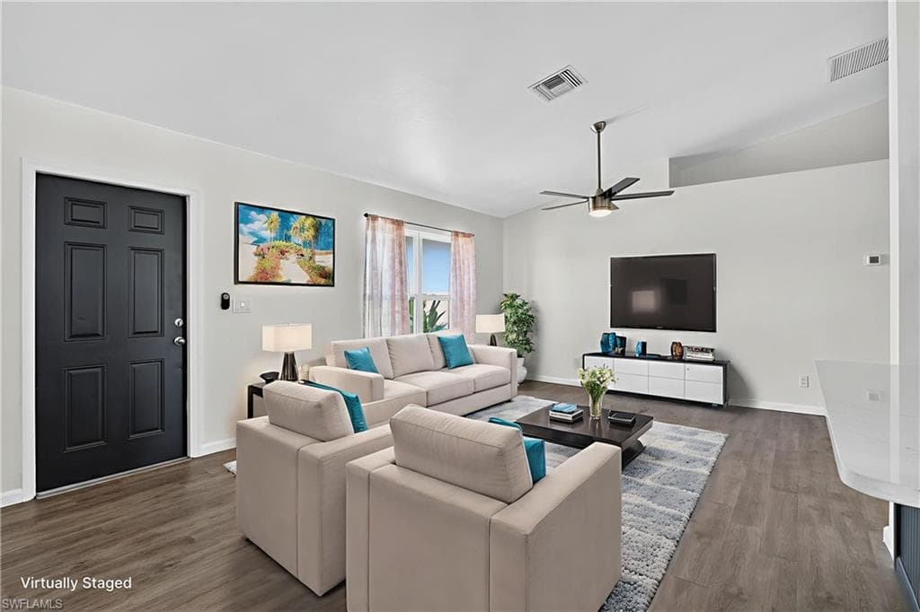 1905 11th St, Cape Coral, FL 33991-3