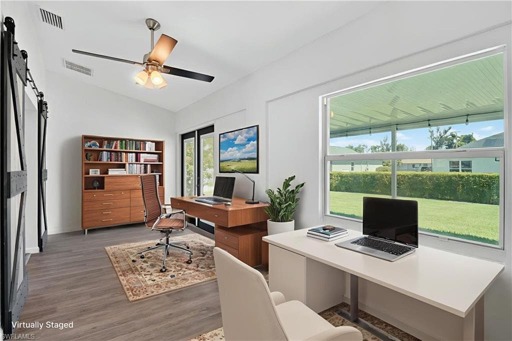 1905 11th St, Cape Coral, FL 33991-7