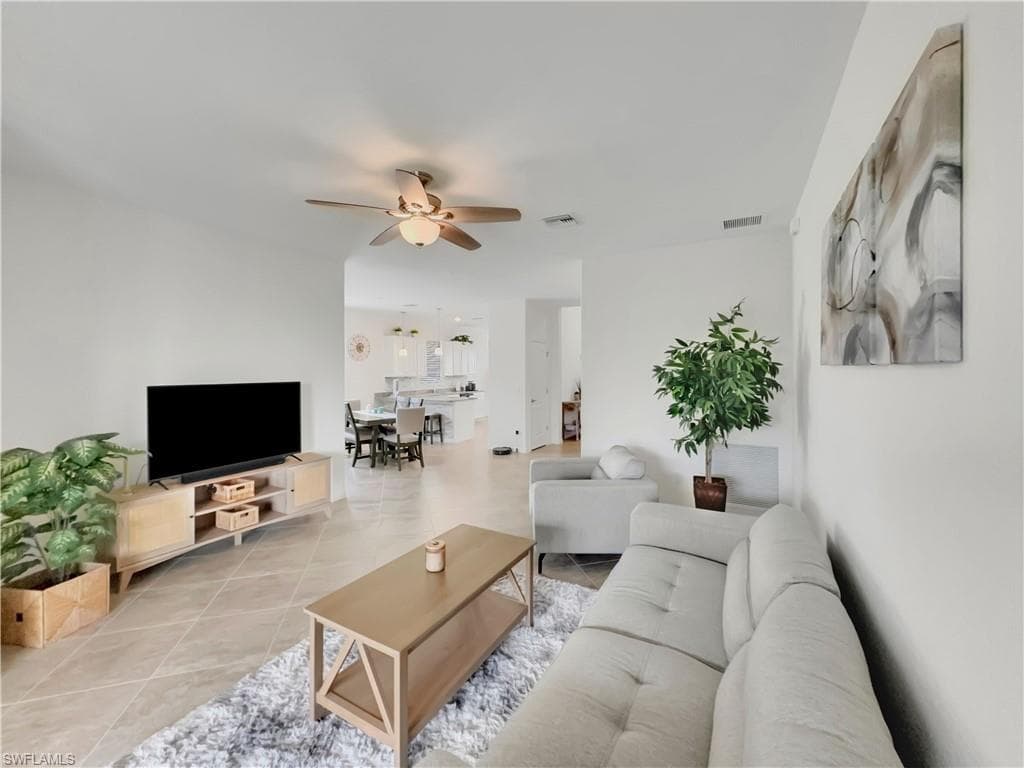 14402 Vindel Cir, Fort Myers, FL 33905-9