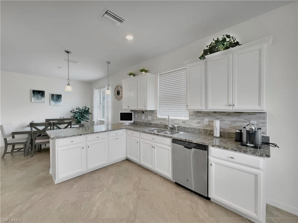 14402 Vindel Cir, Fort Myers, FL 33905-15