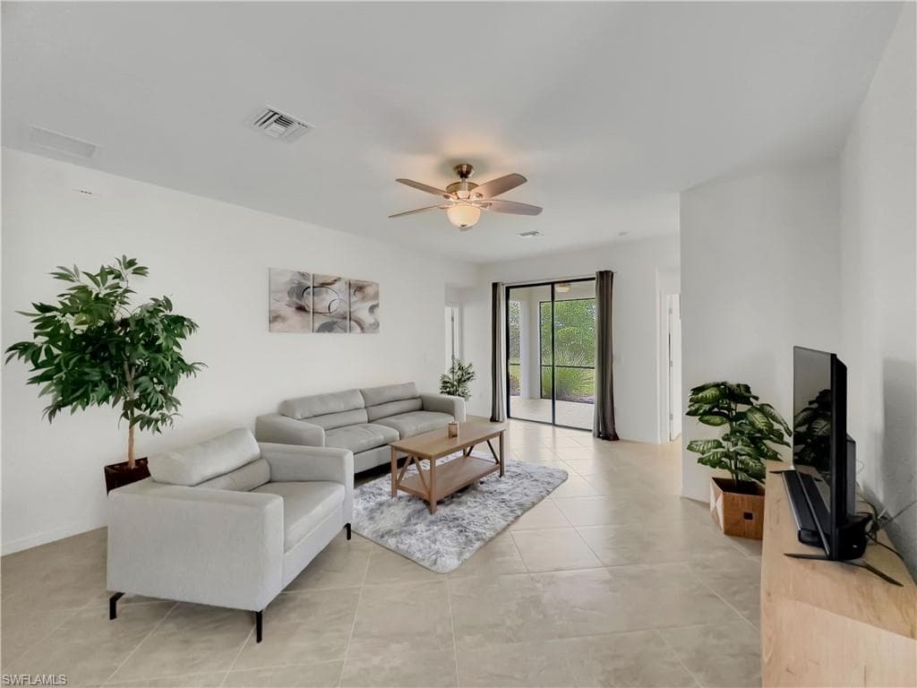 14402 Vindel Cir, Fort Myers, FL 33905-7