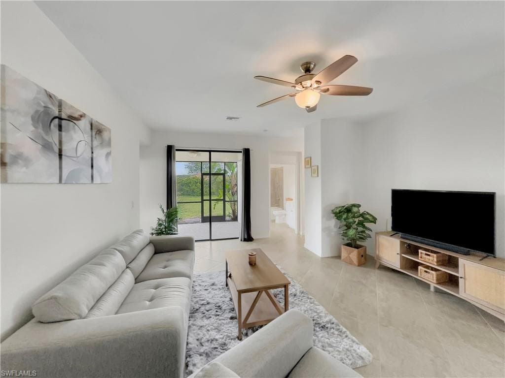 14402 Vindel Cir, Fort Myers, FL 33905-8