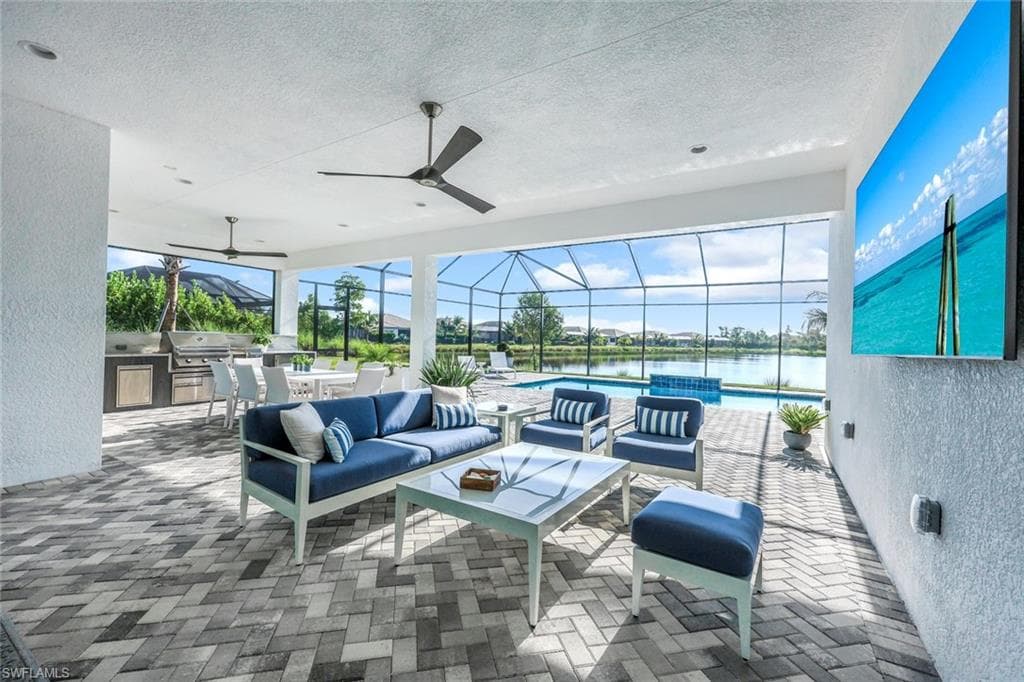 12092 Eucalyptus Way, Naples, FL 34120-12