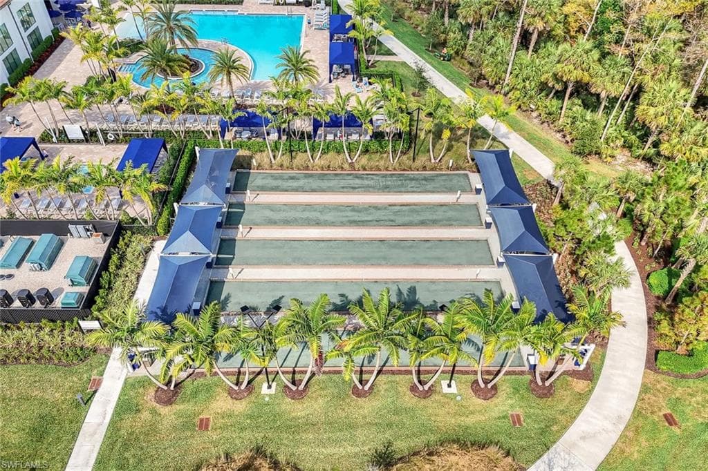 12092 Eucalyptus Way, Naples, FL 34120-44