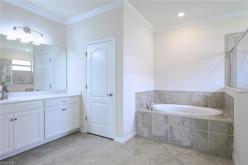 4604 Abaca Cir, Naples, FL 34119-16