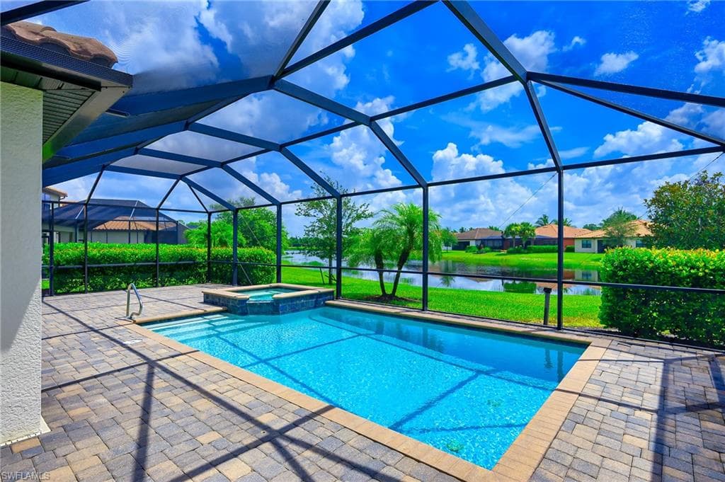 4604 Abaca Cir, Naples, FL 34119-23