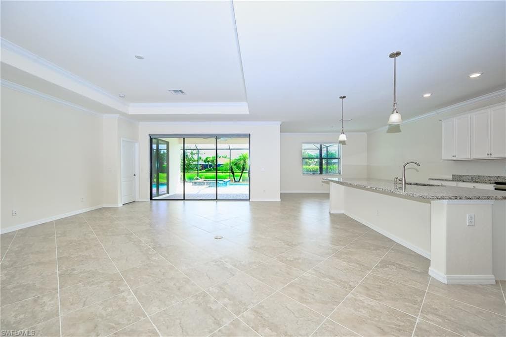 4604 Abaca Cir, Naples, FL 34119-2