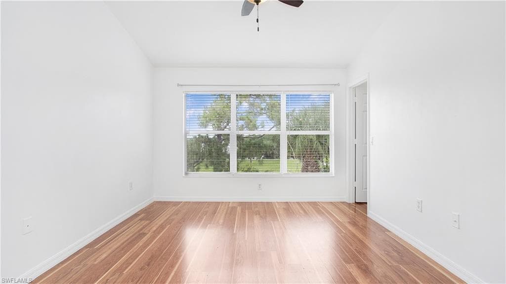 880 Hampton Cir, Naples, FL 34105-20