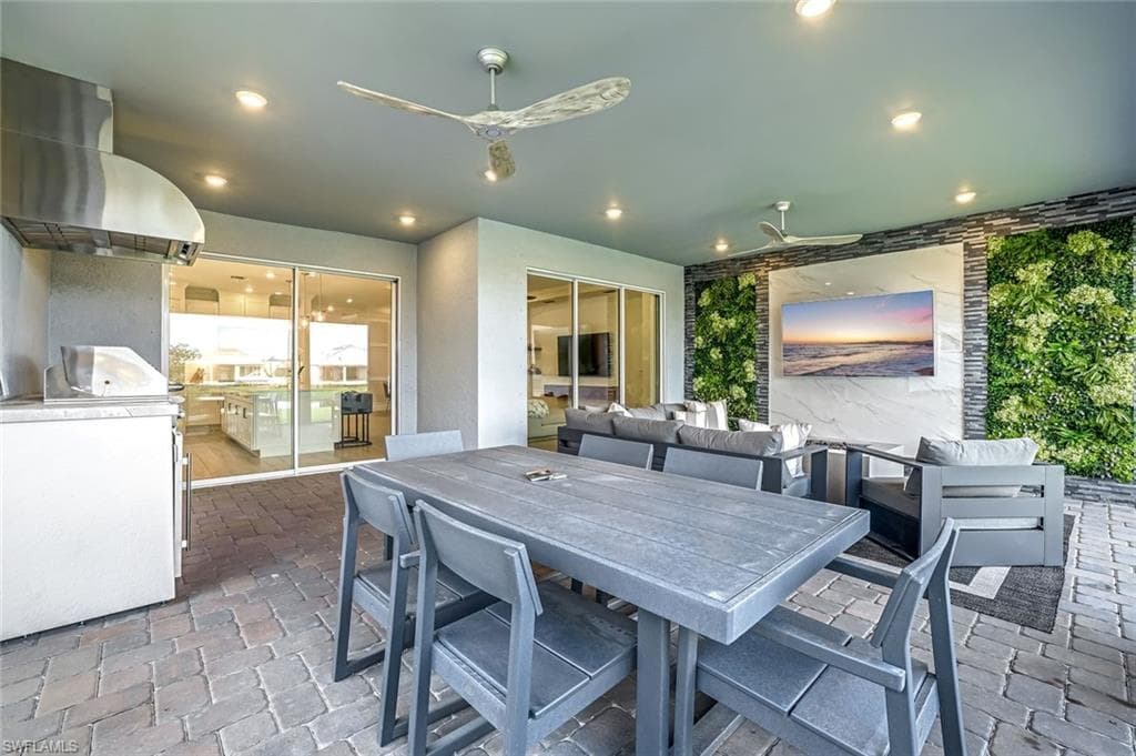 15653 Triesta Ln, Naples, FL 34114-25