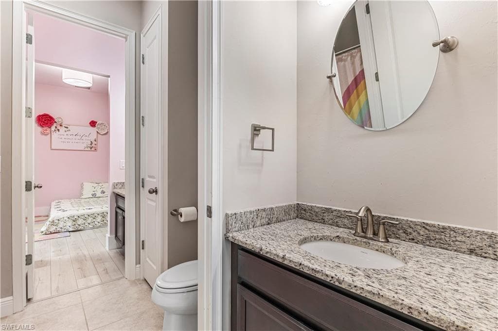 3829 Helmsman Dr, Naples, FL 34120-26
