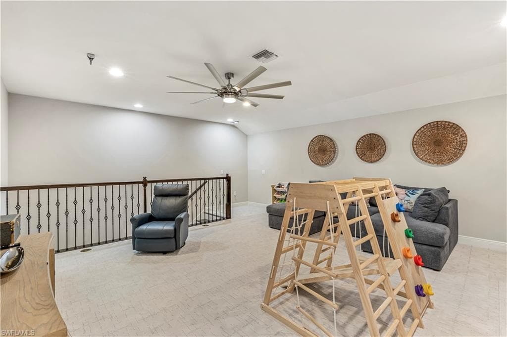 3829 Helmsman Dr, Naples, FL 34120-34