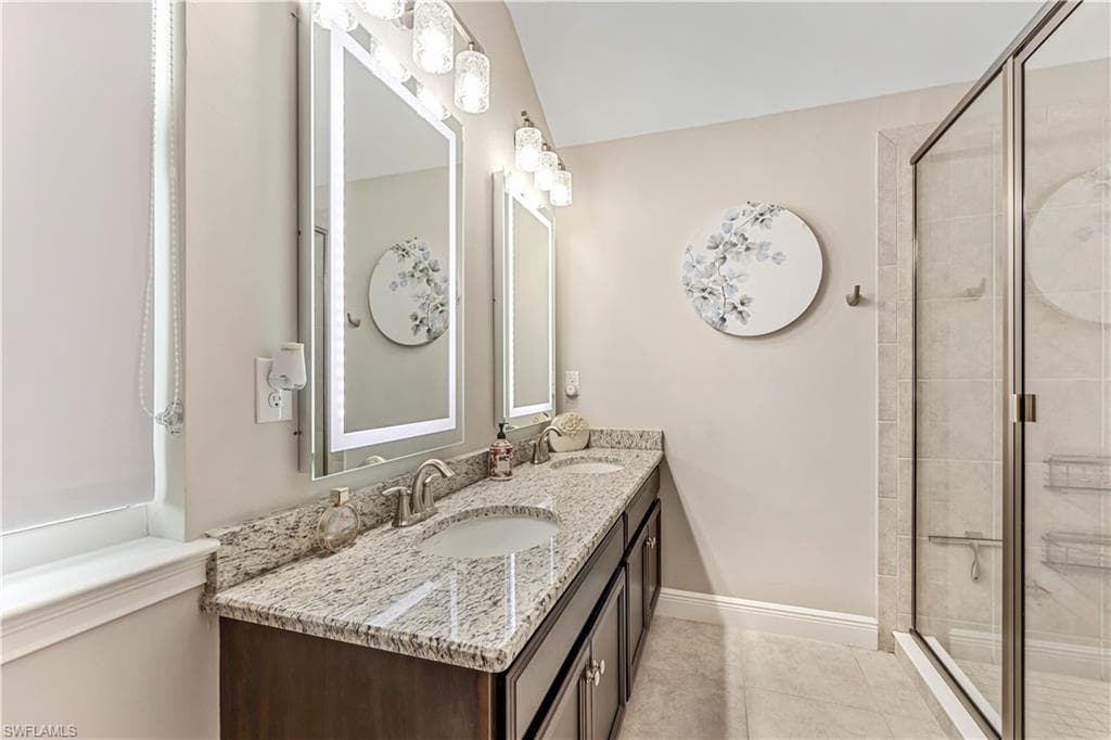 3829 Helmsman Dr, Naples, FL 34120-36
