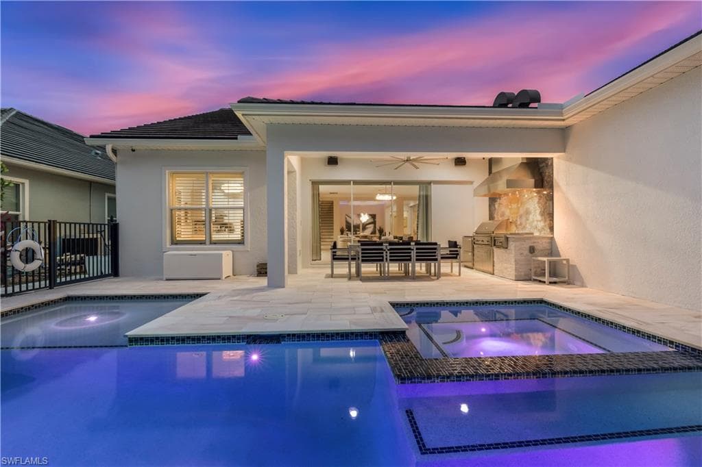 3829 Helmsman Dr, Naples, FL 34120-41