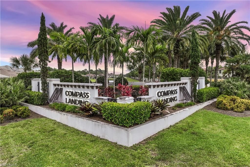 3829 Helmsman Dr, Naples, FL 34120-45