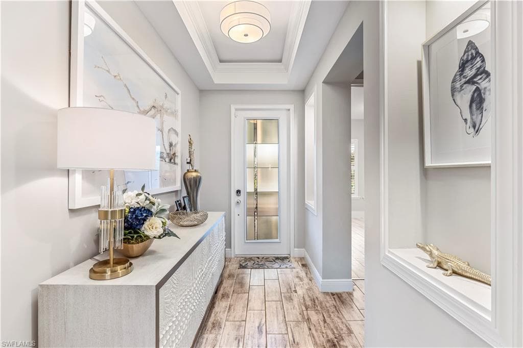 3829 Helmsman Dr, Naples, FL 34120-5