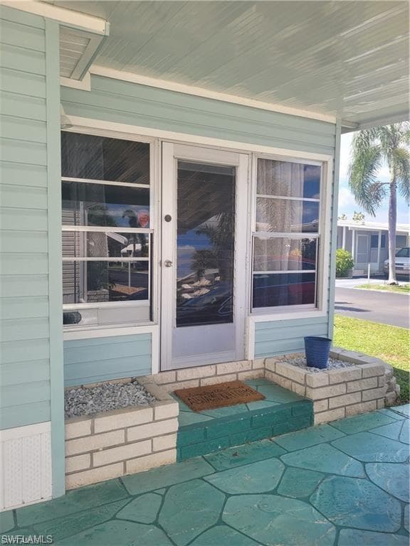 74 Palos Dr 74, Naples, FL 34104-15