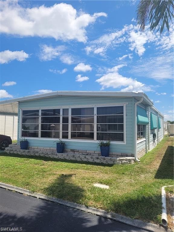 74 Palos Dr 74, Naples, FL 34104-3