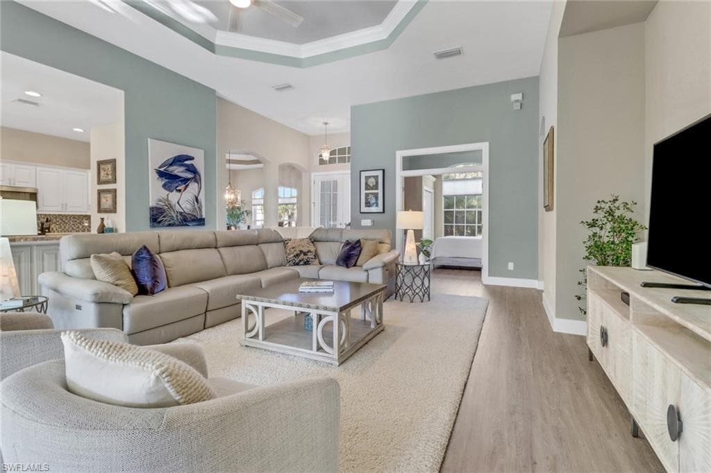 11124 Sea Tropic Ln, Fort Myers, FL 33908-11