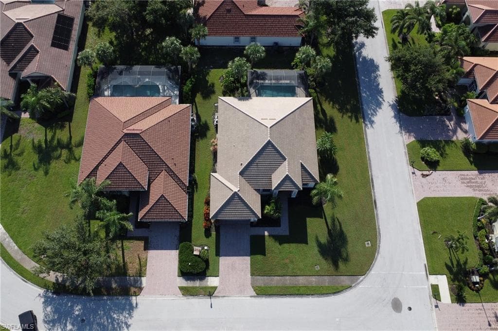 11124 Sea Tropic Ln, Fort Myers, FL 33908-32