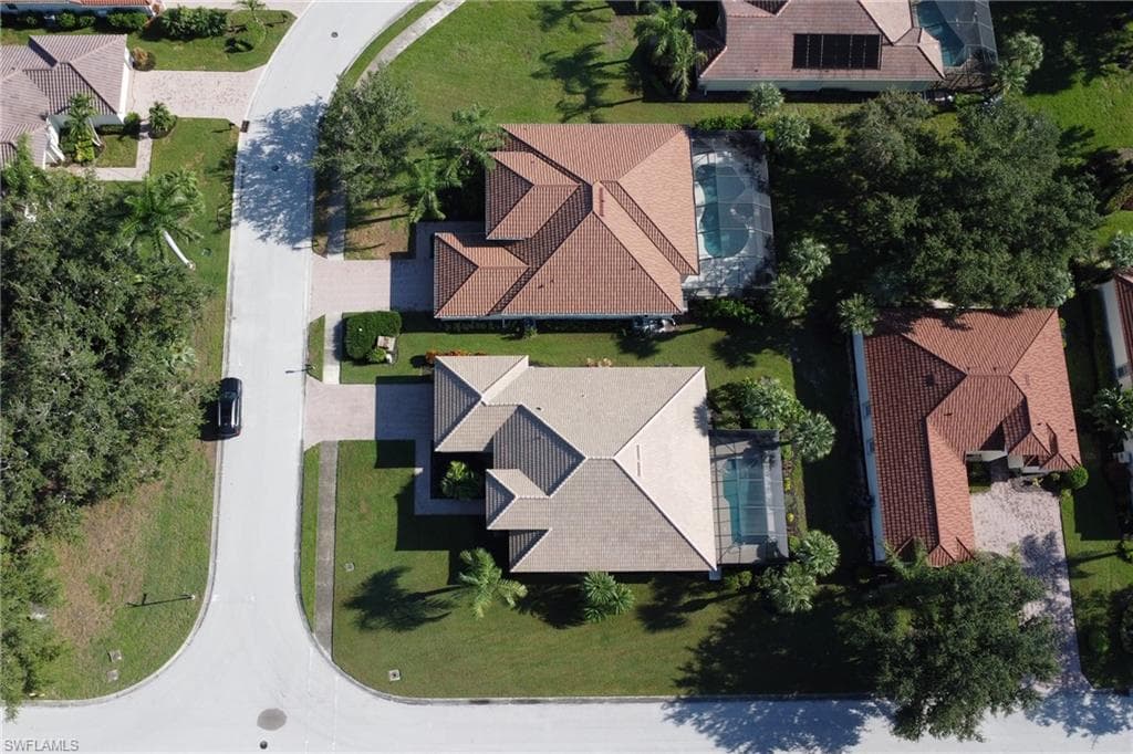 11124 Sea Tropic Ln, Fort Myers, FL 33908-33