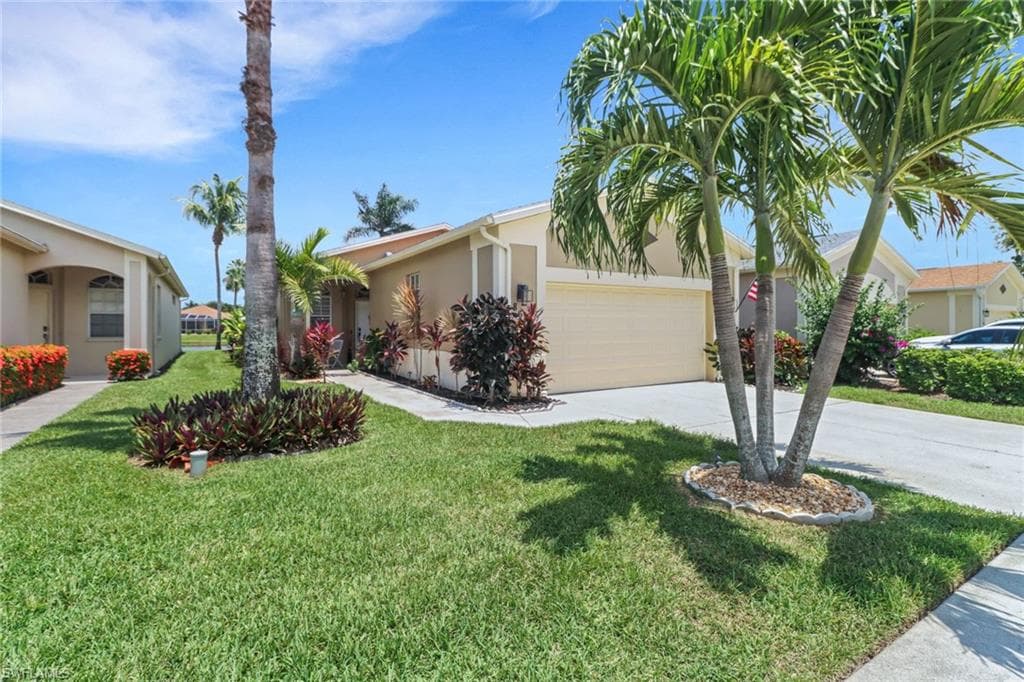 8644 Ibis Cove Cir, Naples, FL 34119-3