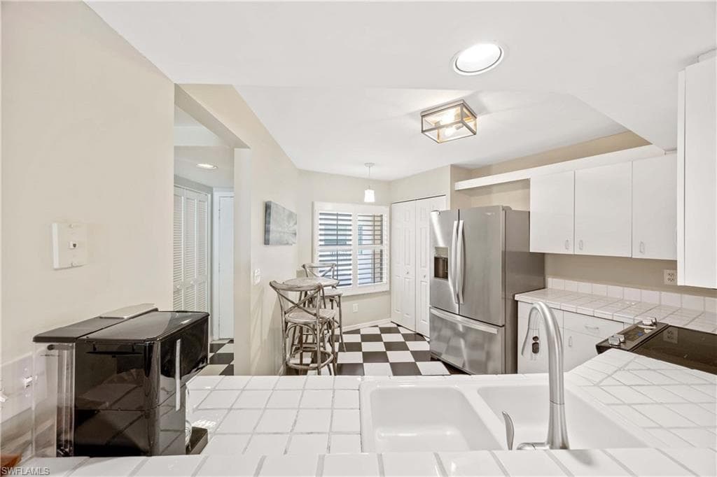 1096 Woodshire Ln C201, Naples, FL 34105-14