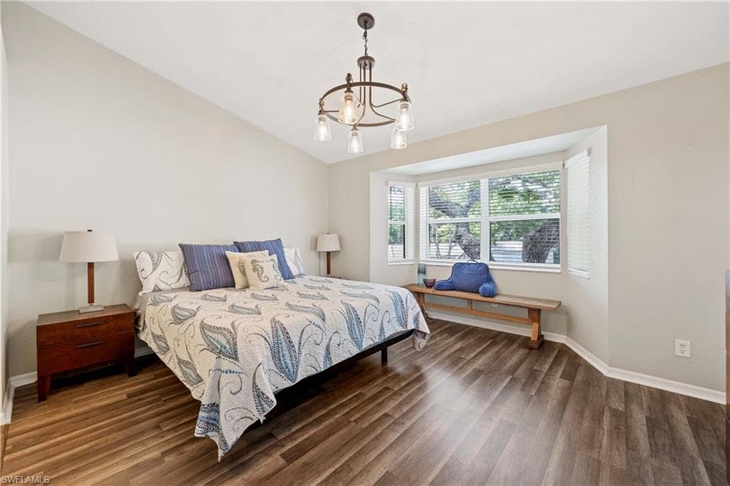 1096 Woodshire Ln C201, Naples, FL 34105-18