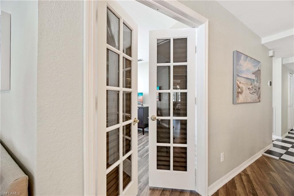 1096 Woodshire Ln C201, Naples, FL 34105-22