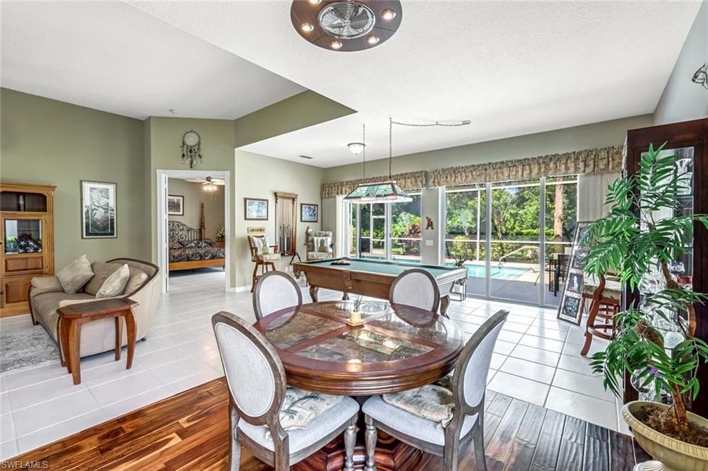 2799 Jude Island Way, Naples, FL 34119-15