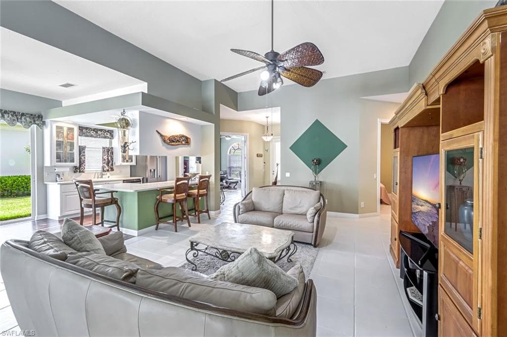 2799 Jude Island Way, Naples, FL 34119-8