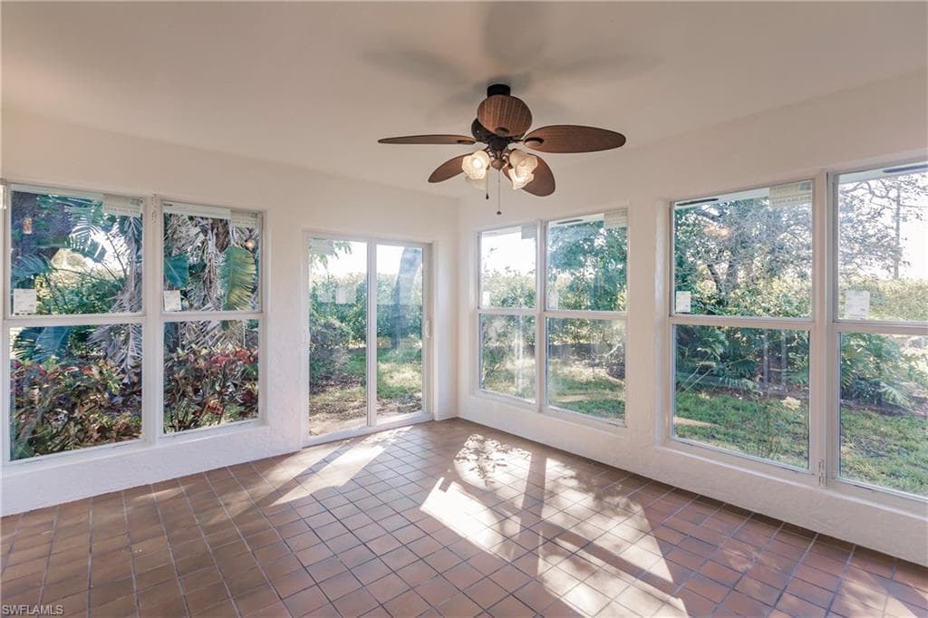 217 Yorkshire Ct 2, Naples, FL 34112-27