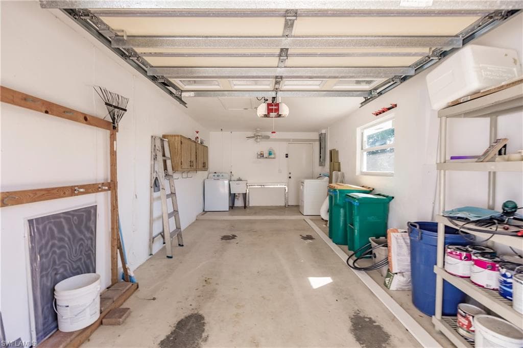 217 Yorkshire Ct 2, Naples, FL 34112-32