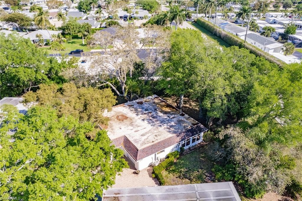 217 Yorkshire Ct 2, Naples, FL 34112-36