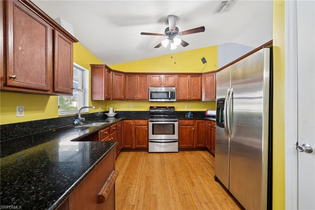 2917 48th St W, Lehigh Acres, FL 33971-9