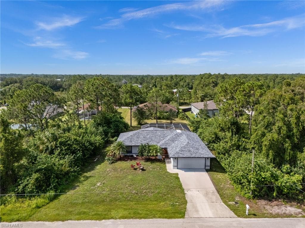 2917 48th St W, Lehigh Acres, FL 33971-1