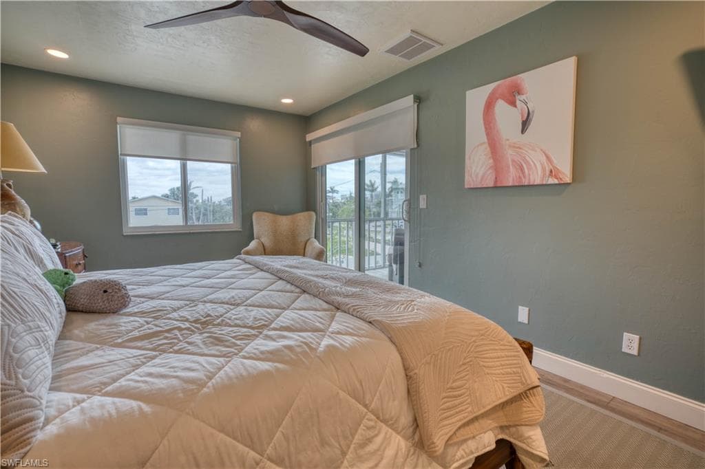 6008 Cypress Ln, Bonita Springs, FL 34134-9