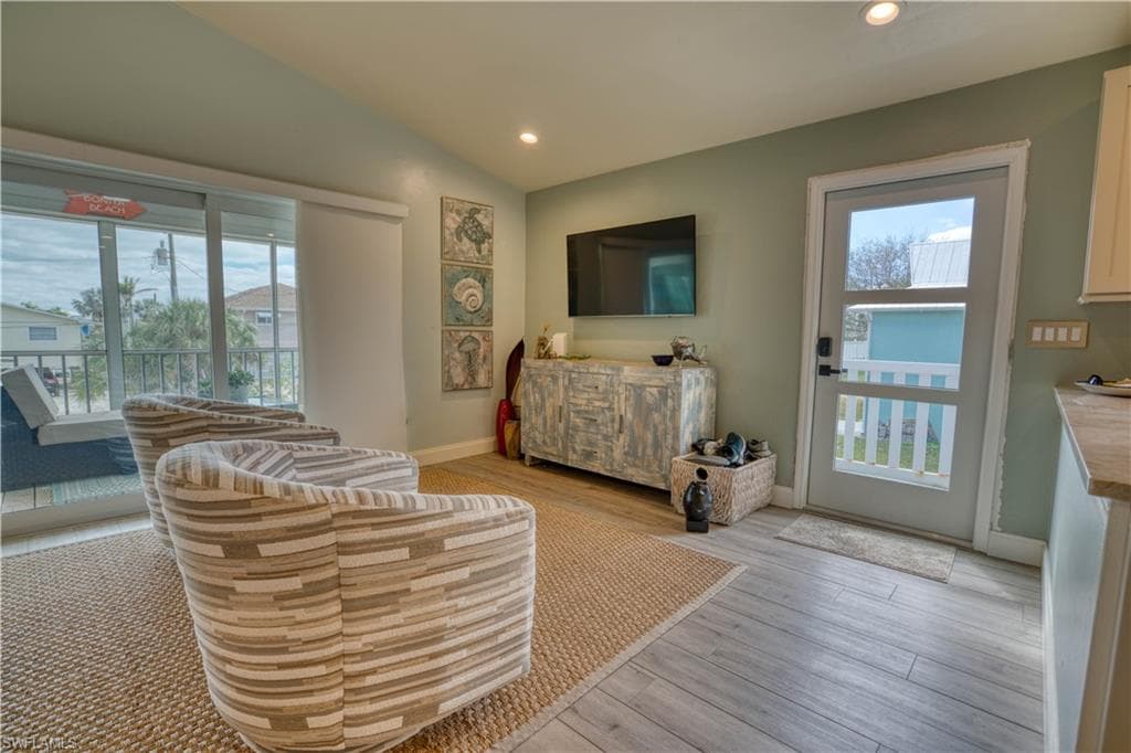 6008 Cypress Ln, Bonita Springs, FL 34134-19
