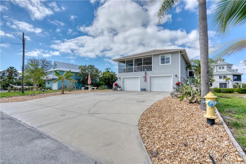 6008 Cypress Ln, Bonita Springs, FL 34134-25