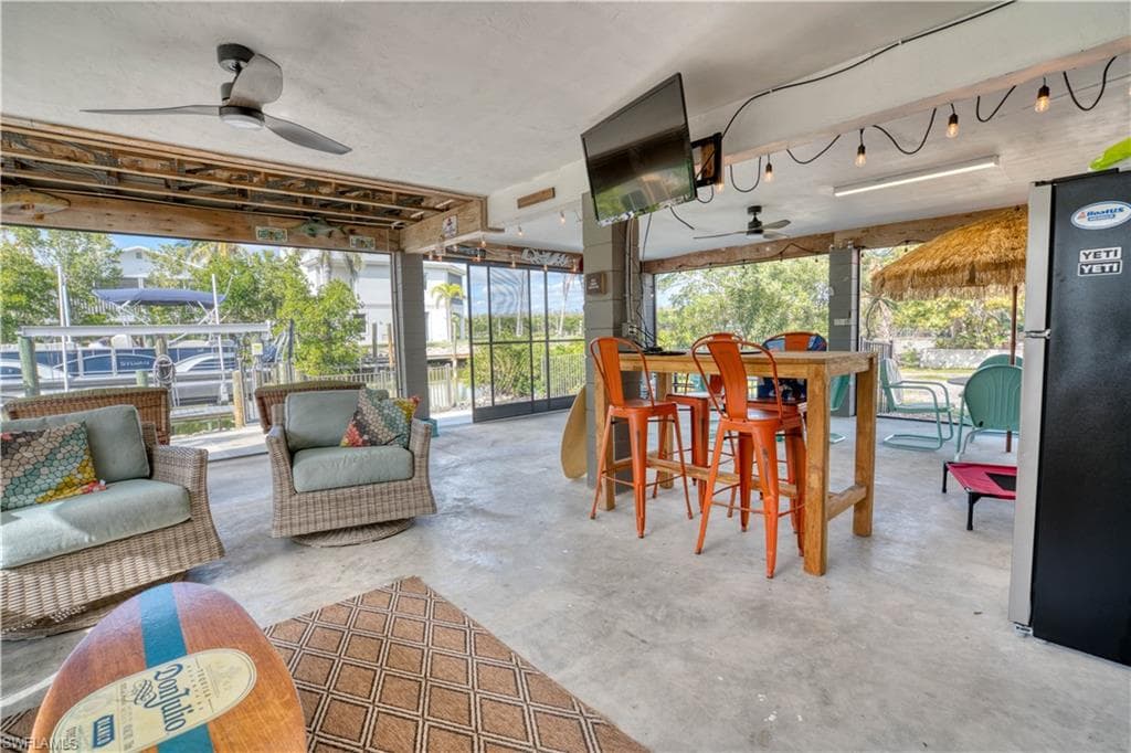 6008 Cypress Ln, Bonita Springs, FL 34134-33