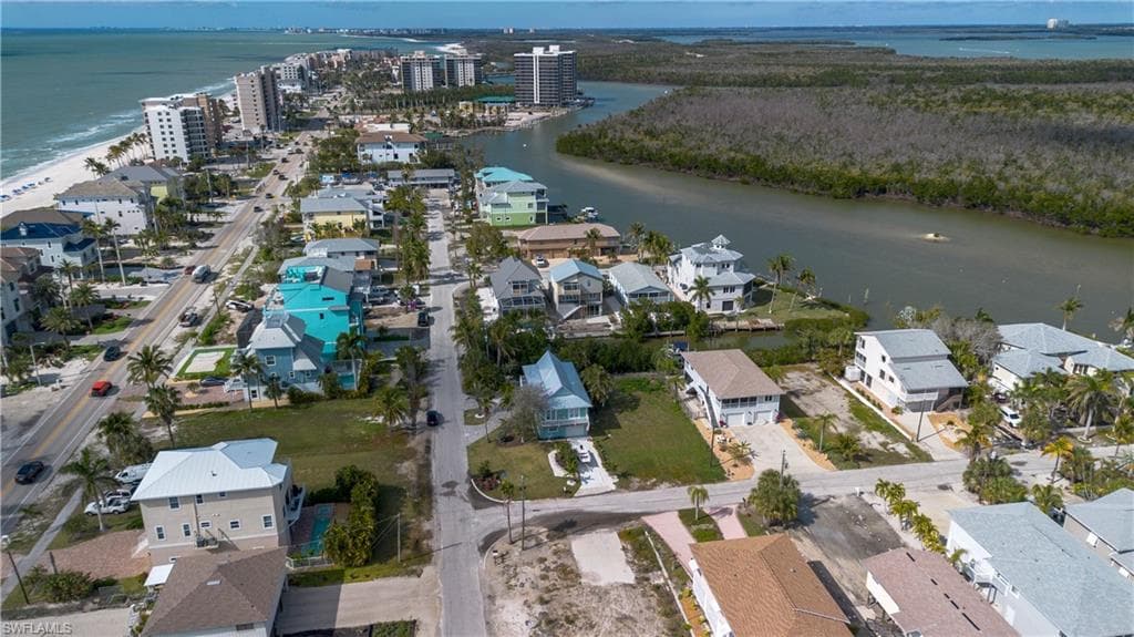 6008 Cypress Ln, Bonita Springs, FL 34134-40