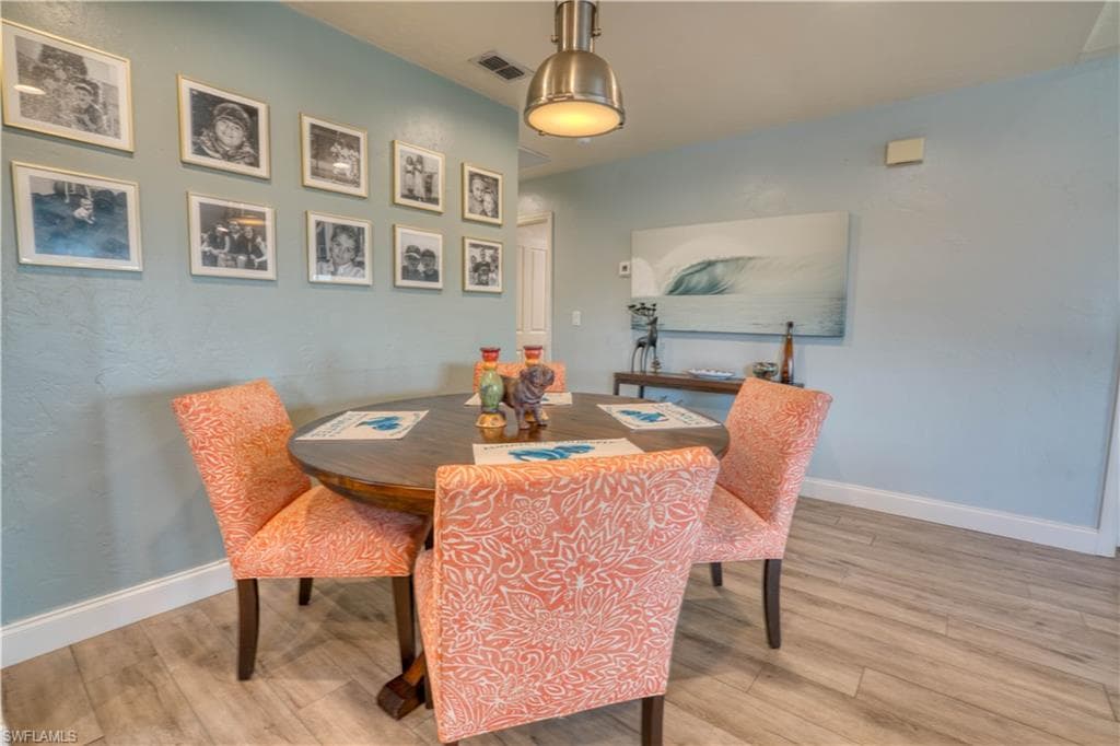 6008 Cypress Ln, Bonita Springs, FL 34134-5