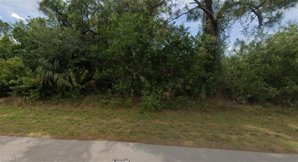 146 Genoa Ave S, Lehigh Acres, FL 33974-1