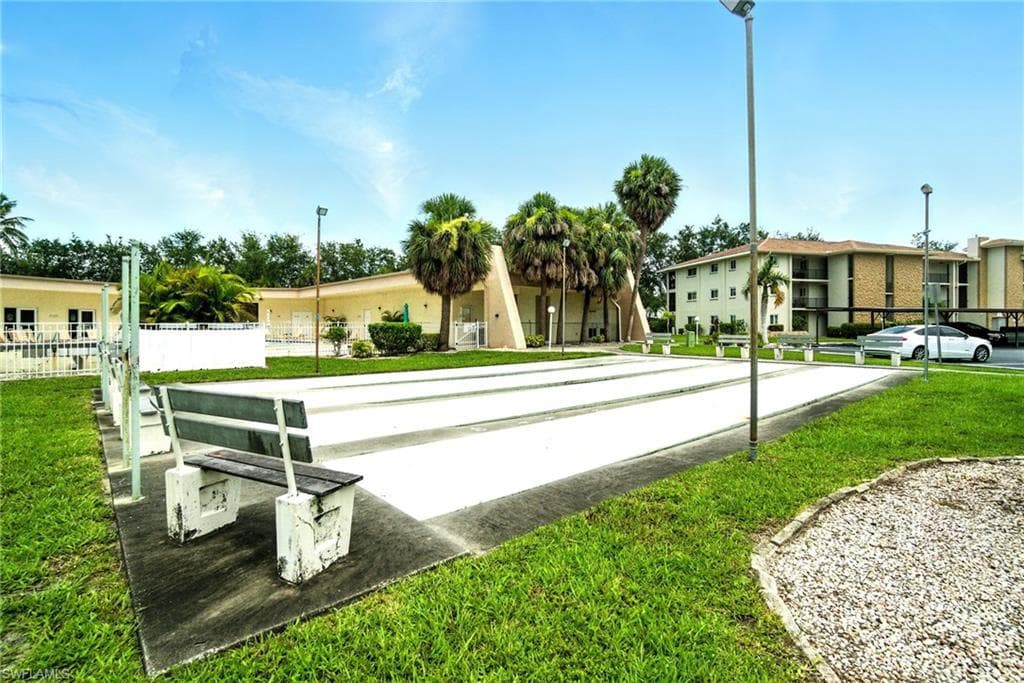2079 Barkeley Ln 6, Fort Myers, FL 33907-20